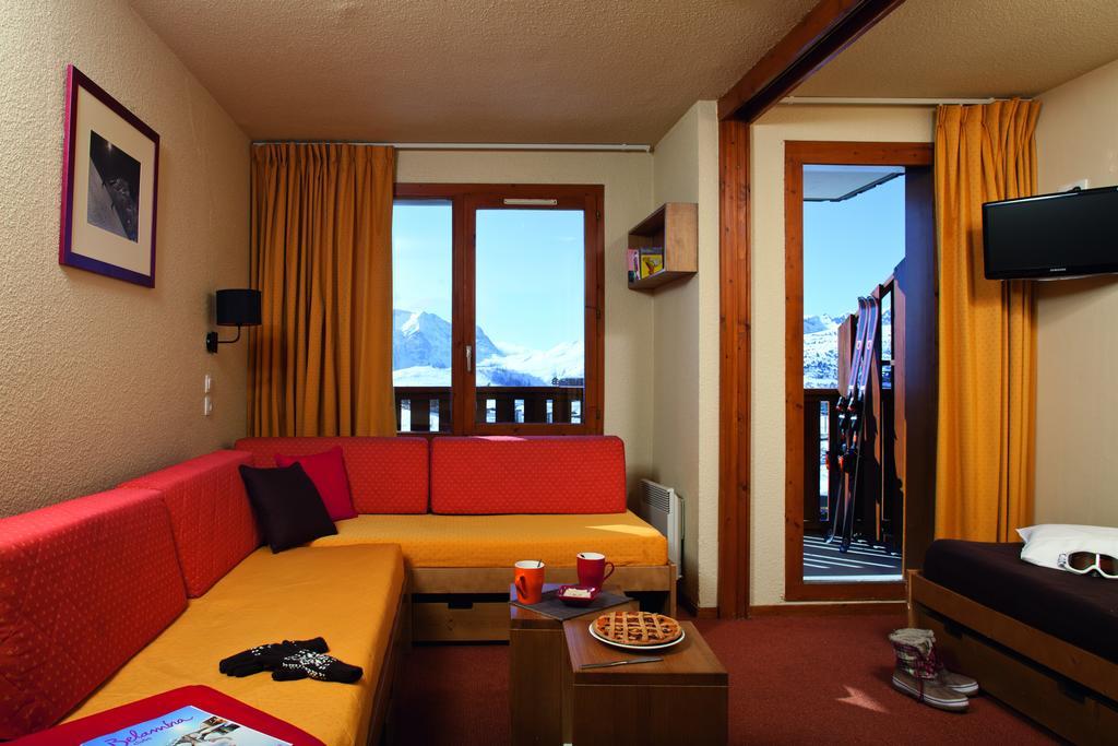 Hotel Club Mmv Les Bergers **** Alpe d'Huez Rom bilde