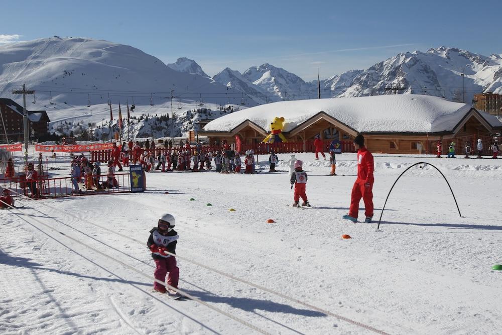 Hotel Club Mmv Les Bergers **** Alpe d'Huez Eksteriør bilde