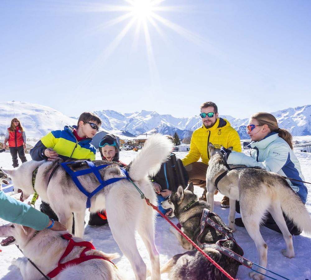Hotel Club Mmv Les Bergers **** Alpe d'Huez Eksteriør bilde